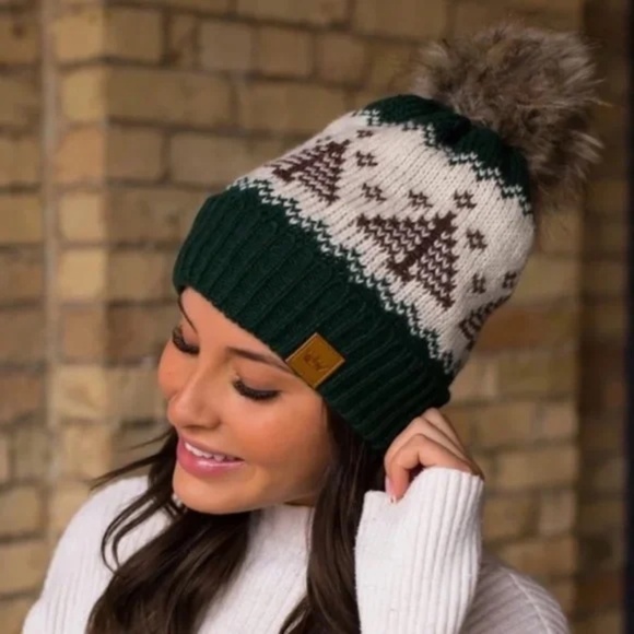 Holiday Green Knit Trees Winter Faux Fur Pompom Fleece Lined Beanie Hat - Picture 1 of 3